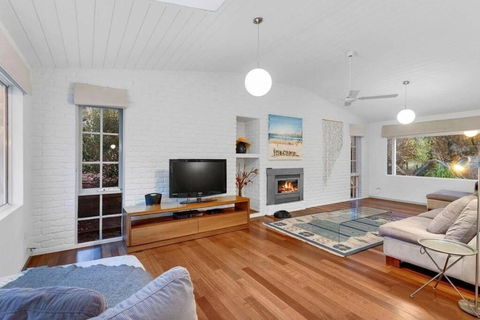 Archies - Private Coastal Sanctuary, Perfect For Familes, Linen Included - Tourism Hervey Bay 2