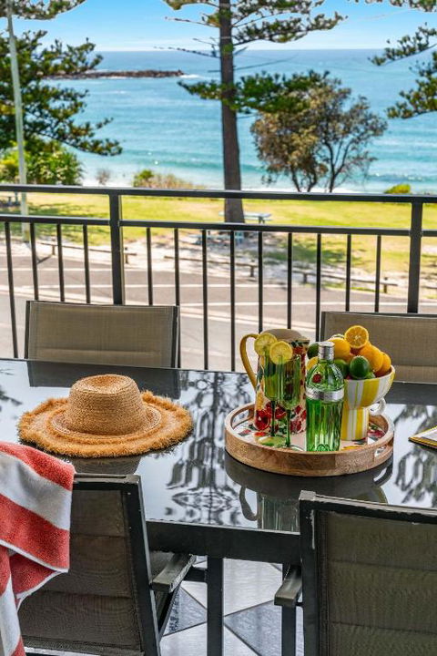 Arcoola 1 - Overlooking Main Beach - Tourism Hervey Bay 2