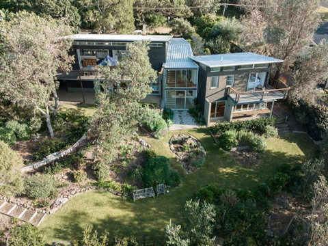 Argyll Mollymook Absolute Oceanfront - Hervey Bay Accommodation 1