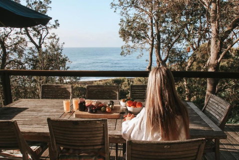 Argyll Mollymook Absolute Oceanfront - Hervey Bay Accommodation 4