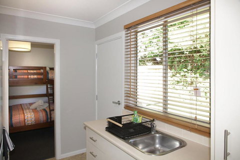 Armidale Cottage - All You Need On Taylor - Hervey Bay Accommodation 4