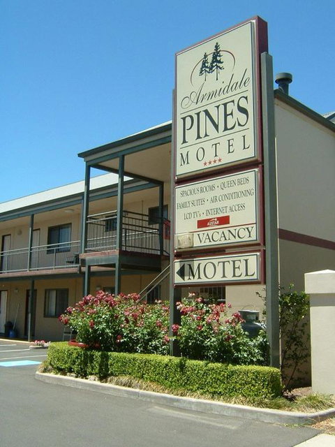 Armidale Pines Motel - Hervey Bay Accommodation 0