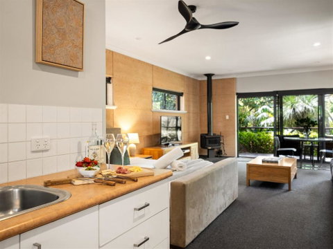 Aroha - Hervey Bay Accommodation 3