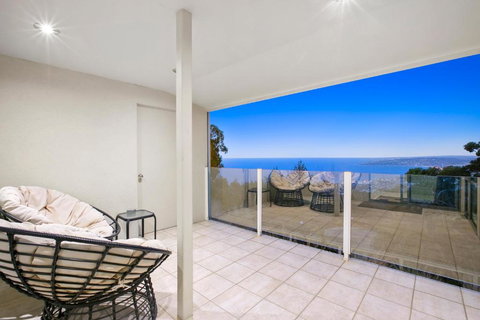 Arthurs Views - Hervey Bay Accommodation 1