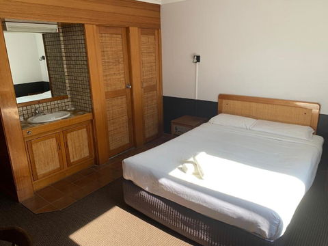 Ascot Motor Inn - Tourism Hervey Bay 4