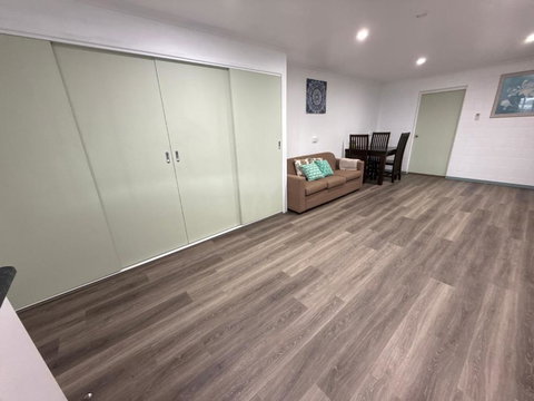 Ascot Studio Home Feel Place - Hervey Bay Accommodation 0