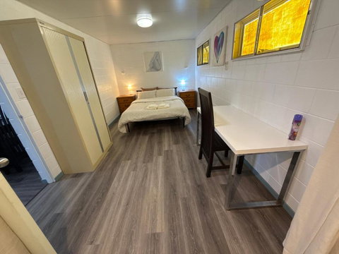 Ascot Studio Home Feel Place - Hervey Bay Accommodation 2