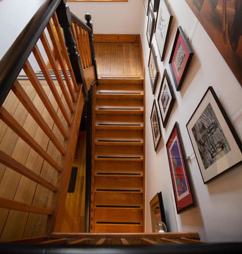 Assemblage Boutique Art B & B - Tourism Hervey Bay 1