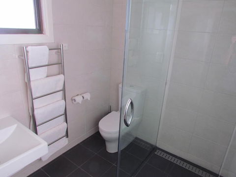 Augathella Motel & Caravan Park - Tourism Hervey Bay 1