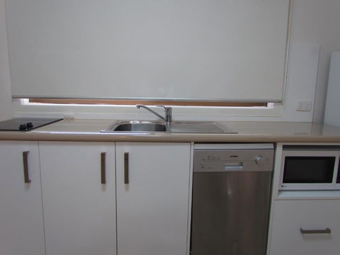 Augathella Motel & Caravan Park - Tourism Hervey Bay 2