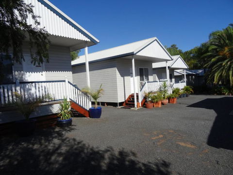 Augathella Palms Motel - Tourism Hervey Bay 0