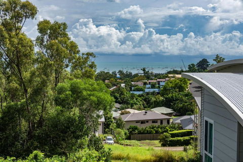 Austinmer - Cannonvale - Tourism Hervey Bay 2