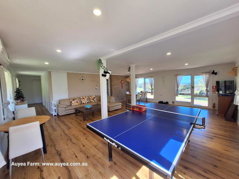 Auyea Farm 3BR Entire House - 7 Mins To Gumbuya World - Tourism Hervey Bay 1