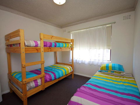Avilla Court 1 - Tourism Hervey Bay 2