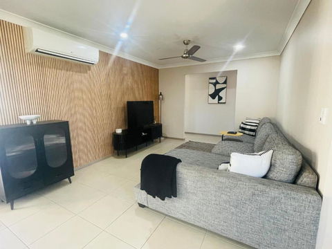 Avoca House - Tourism Hervey Bay 0