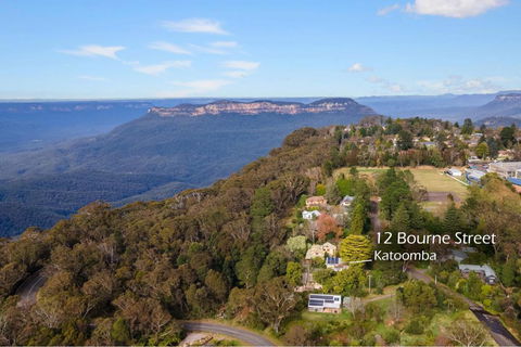 Avondale Mountain Cottage - Tourism Hervey Bay 4
