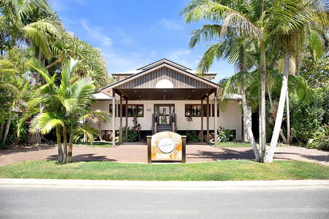 Away Guesthouse- Away On Shirley Lane - Tourism Hervey Bay 1