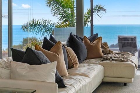 Azure - Tourism Hervey Bay 2