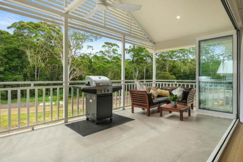 Avoca Beach Seabreeze At Saltwater - Tourism Hervey Bay 4