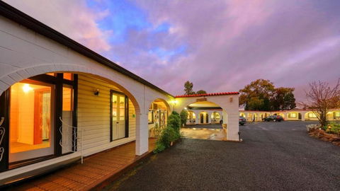 Azalea Motel - Tourism Hervey Bay 0