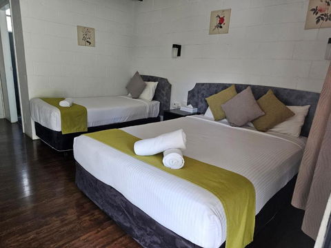 Azalea Motel - Tourism Hervey Bay 3