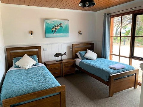 Apollo Bay Cottages- Marriners - Hervey Bay Accommodation 4