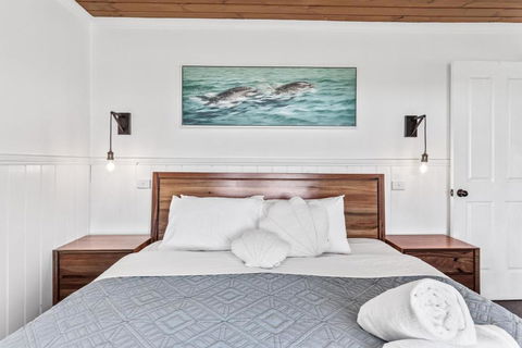 Apollo Bay Cottages- Sugarloaf - Tourism Hervey Bay 4