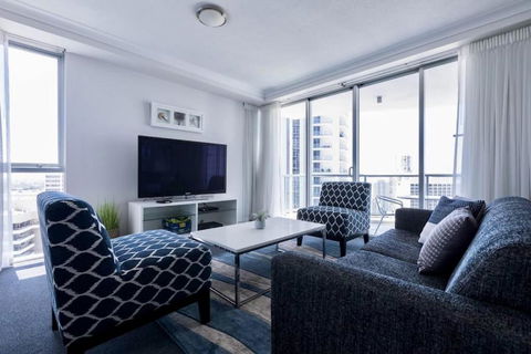 Apartment With Ocean Views - Tourism Hervey Bay 0