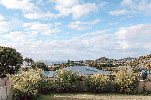 B E A C H H O U S E X I V - Hervey Bay Accommodation 3