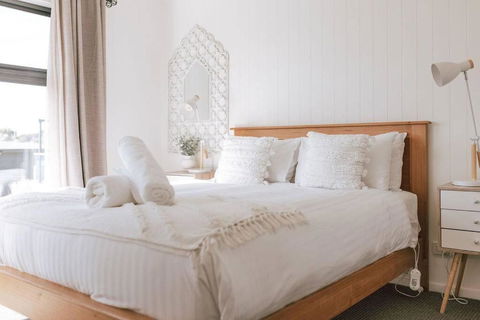 B E A C H H O U S E X I V - Hervey Bay Accommodation 4