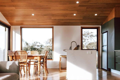 B E R T I E - Central Bicheno - Hervey Bay Accommodation 1