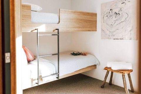 B E R T I E - Central Bicheno - Hervey Bay Accommodation 2