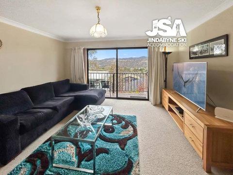 Balaton 2 - Hervey Bay Accommodation 1