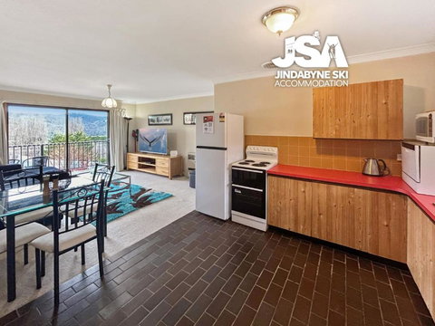 Balaton 2 - Hervey Bay Accommodation 2