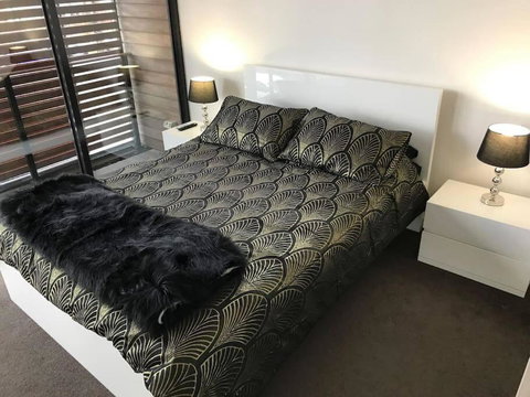 Ballarat - On The Lake With Gift Voucher - Hervey Bay Accommodation 2