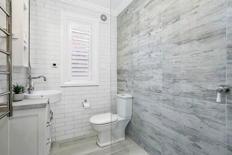 BALO1 - The Esplanade - Mosman - Hervey Bay Accommodation 1