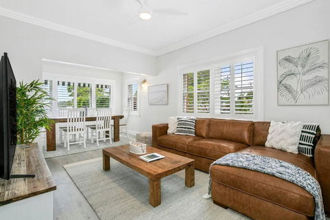 BALO1 - The Esplanade - Mosman - Hervey Bay Accommodation 4