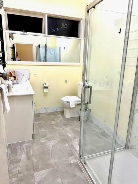 Balwyn Bliss: Your Serene Sanctuary Near Box Hill - Hervey Bay Accommodation 3