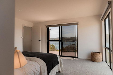 Bambara - Luxury Tasmanian Escape - Hervey Bay Accommodation 4
