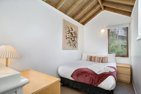 Banjo 1 Bedroom With Loft Bunk Room And Amazing Views - Hervey Bay Accommodation 3