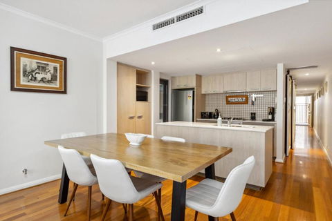 BANN2/5 - Bannister Heritage Hideaway - Hervey Bay Accommodation 1