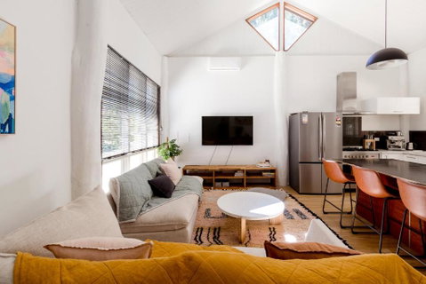 Barn Haus - Hervey Bay Accommodation 0