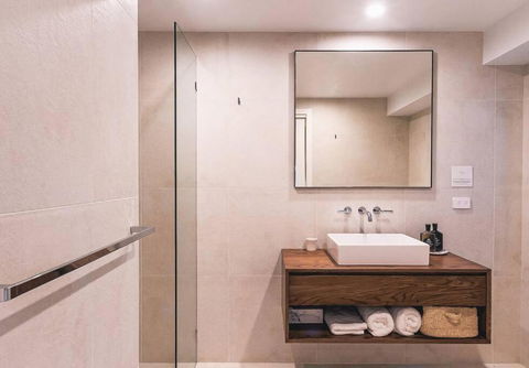 BAY PROPERTIES . Bridgewood - Hervey Bay Accommodation 4