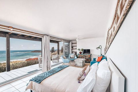 BAY PROPERTIES . Pacific Lodge Studio - Hervey Bay Accommodation 0