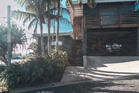 BAY PROPERTIES . The Chill - Tourism Hervey Bay 2