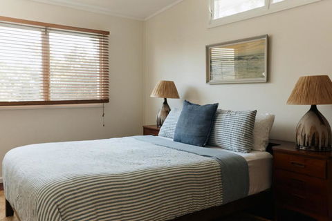 BAY PROPERTIES . The Sailor Shack - Hervey Bay Accommodation 3