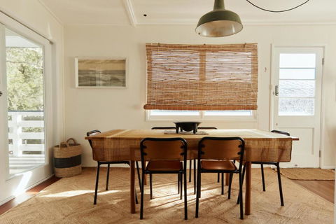 BAY PROPERTIES . The Sailors Upper Deck - Hervey Bay Accommodation 2