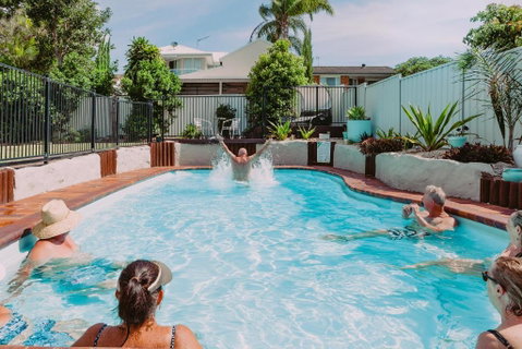 Beach & Bay Holiday Rental - Nelson Bay - Hervey Bay Accommodation 0