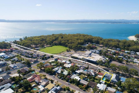 Beach & Bay Holiday Rental - Nelson Bay - Hervey Bay Accommodation 3