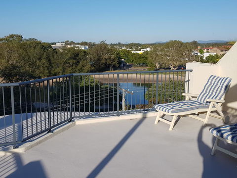 Excellsior Apartments - Hervey Bay Accommodation 13